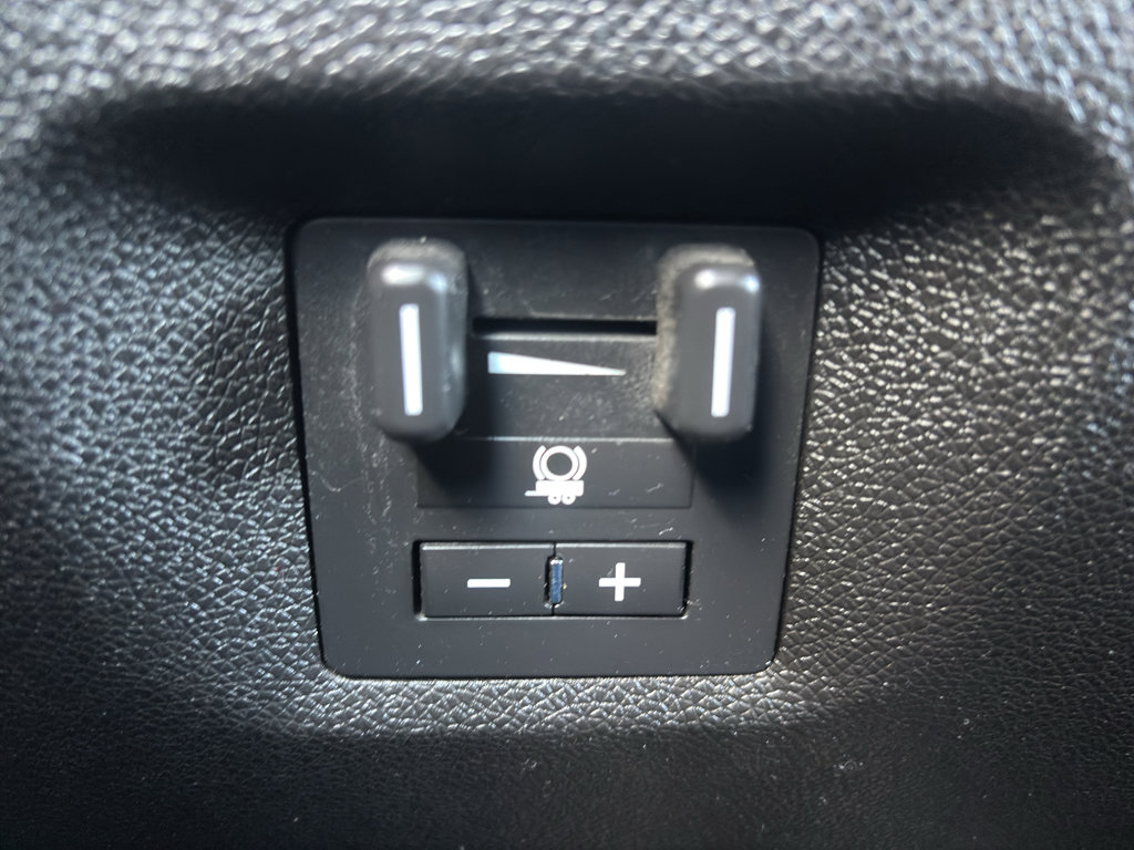 Used 2012 Chevrolet Silverado 3500 LT image 27