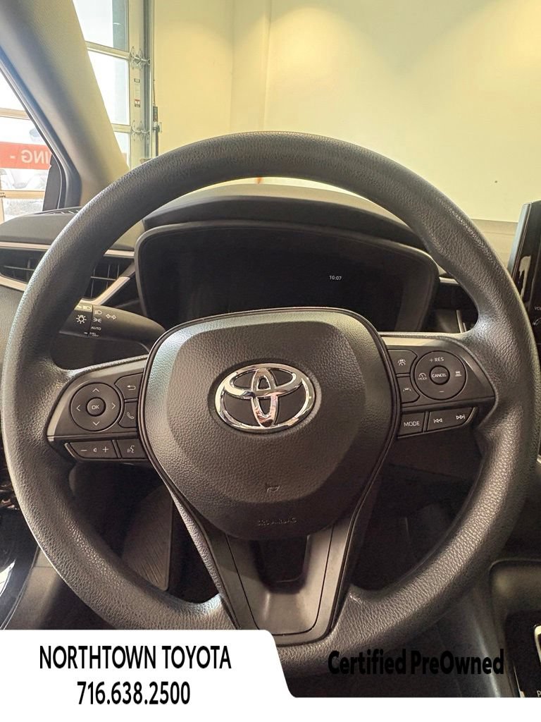 Used 2026 Toyota Corolla LE FWD image 13