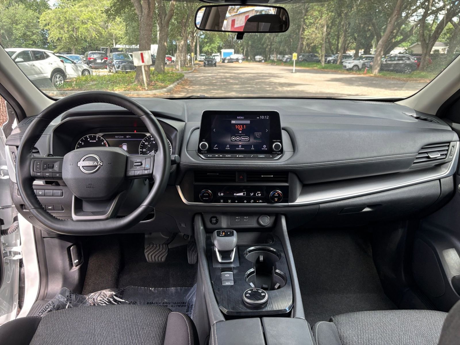 Used 2025 Nissan Rogue SV AWD/4WD image 34
