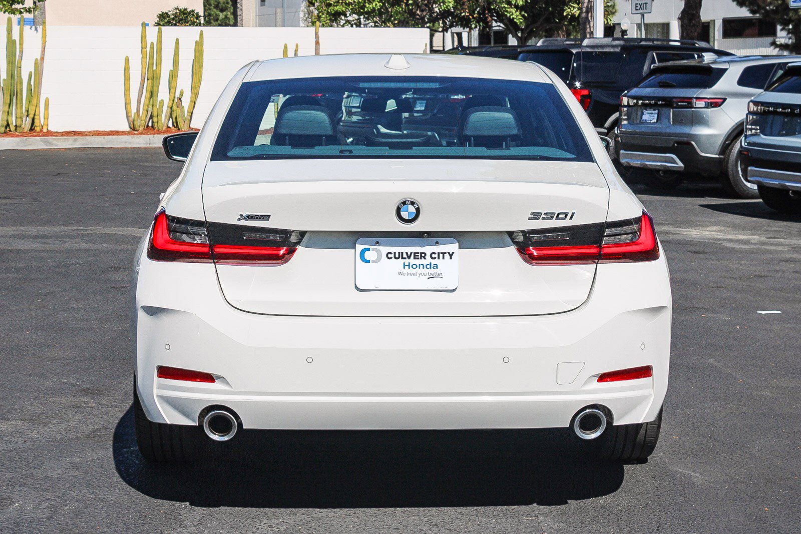 Used 2025 BMW 330i xDrive Sedan image 8