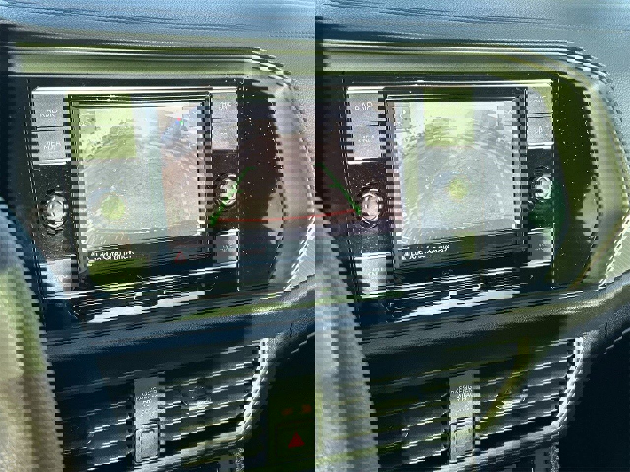 Certified 2023 Volkswagen Jetta Sport image 23