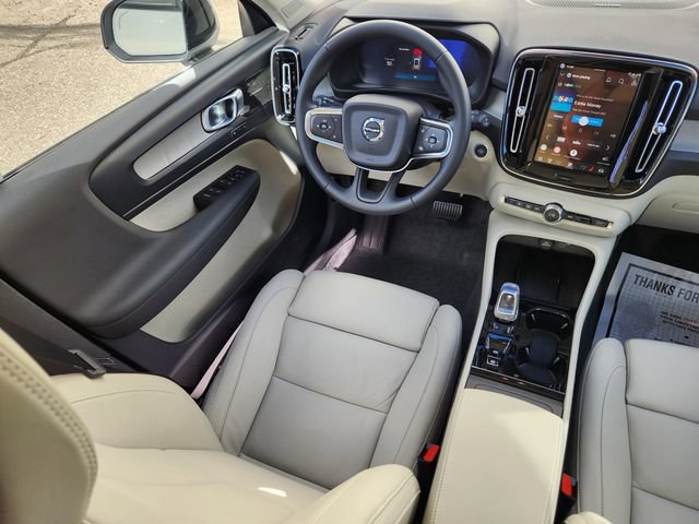New 2026 Volvo XC40 B5 Ultra w/ Climate Package AWD/4WD image 10