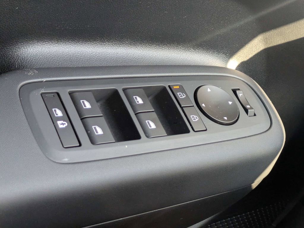 Certified 2026 Hyundai Santa Fe SE image 24