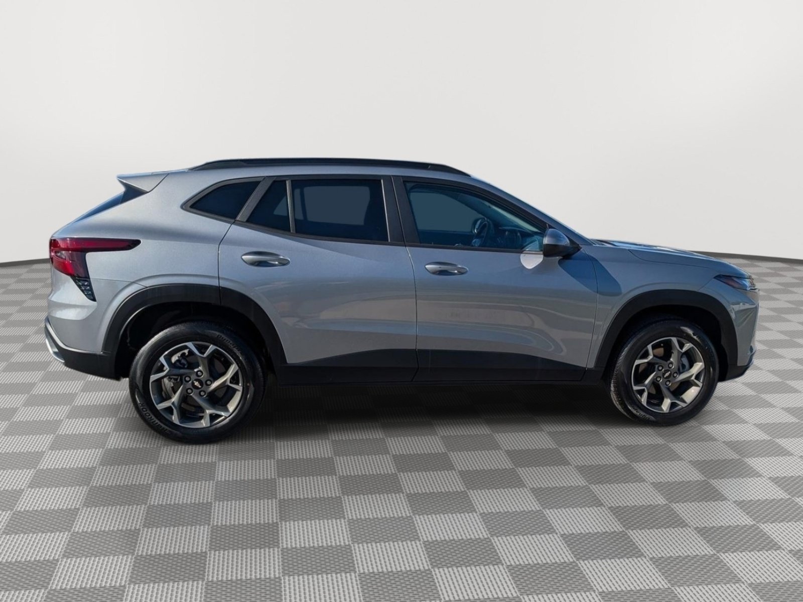 Used 2024 Chevrolet Trax LT w/ Driver Confidence Package FWD image 6