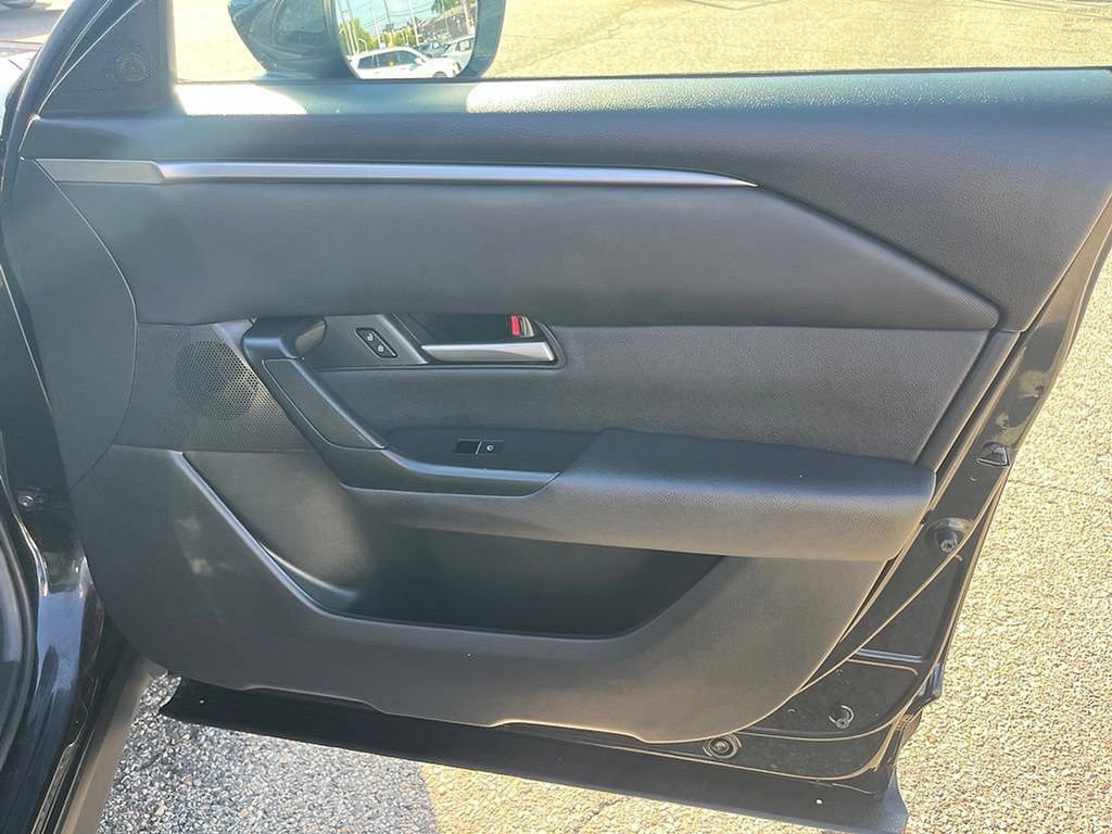 Used 2024 MAZDA CX-50 AWD 2.5 S w/ Cargo Package image 32