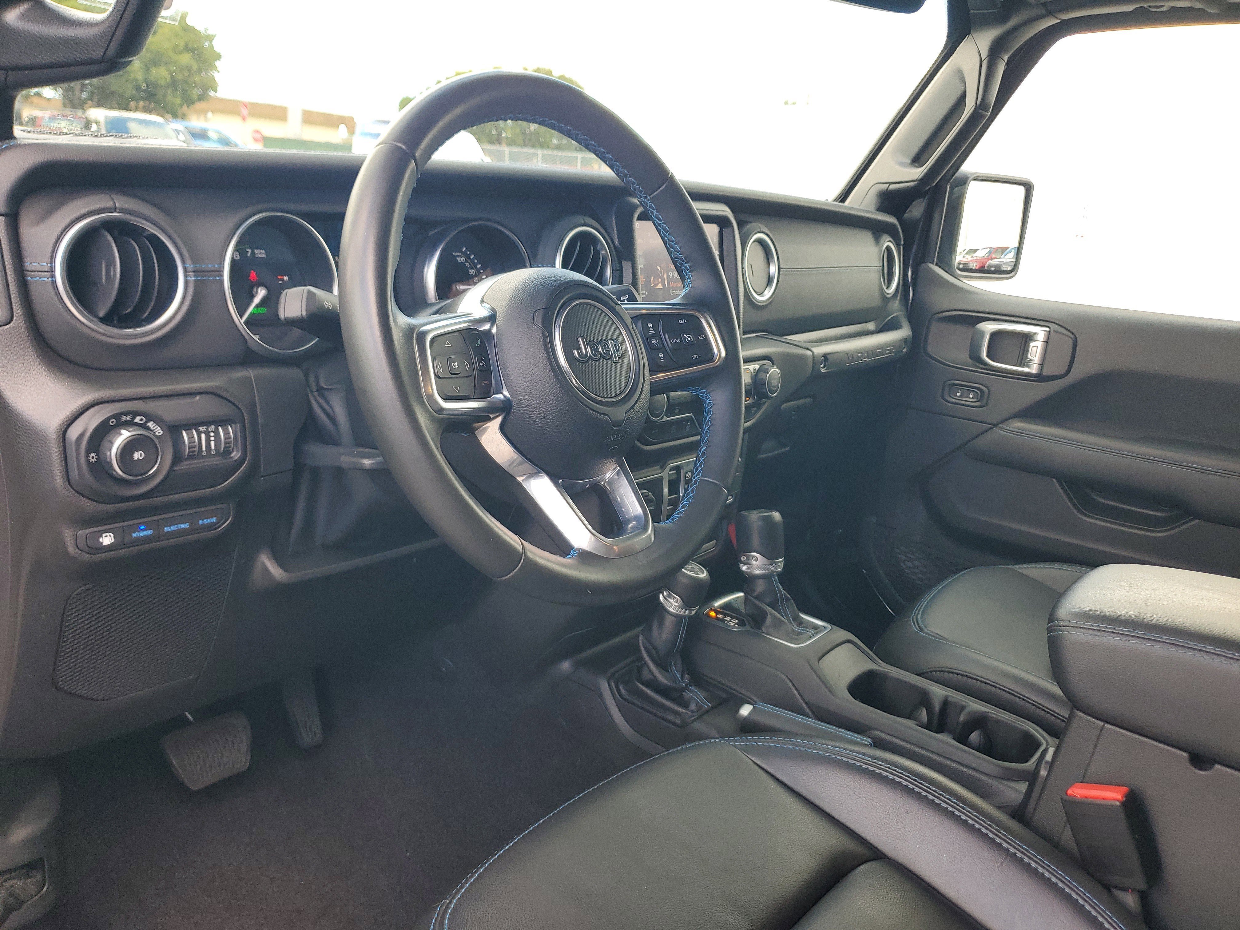 Used 2022 Jeep Wrangler Unlimited Rubicon 4xe w/ Steel Bumper Group image 9