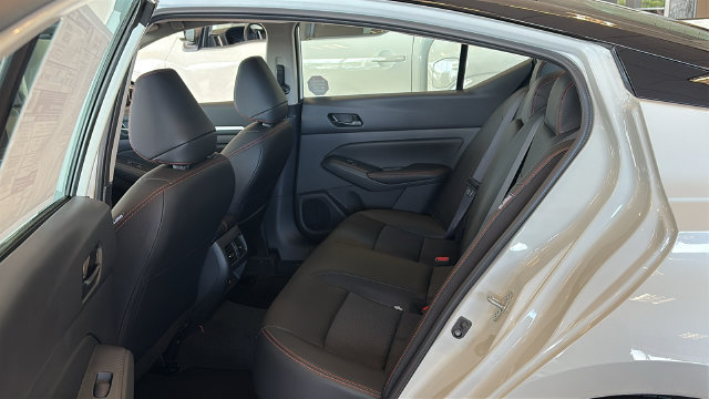 New 2026 Nissan Altima 2.5 SR w/ SR Midnight Edition Package AWD/4WD image 22