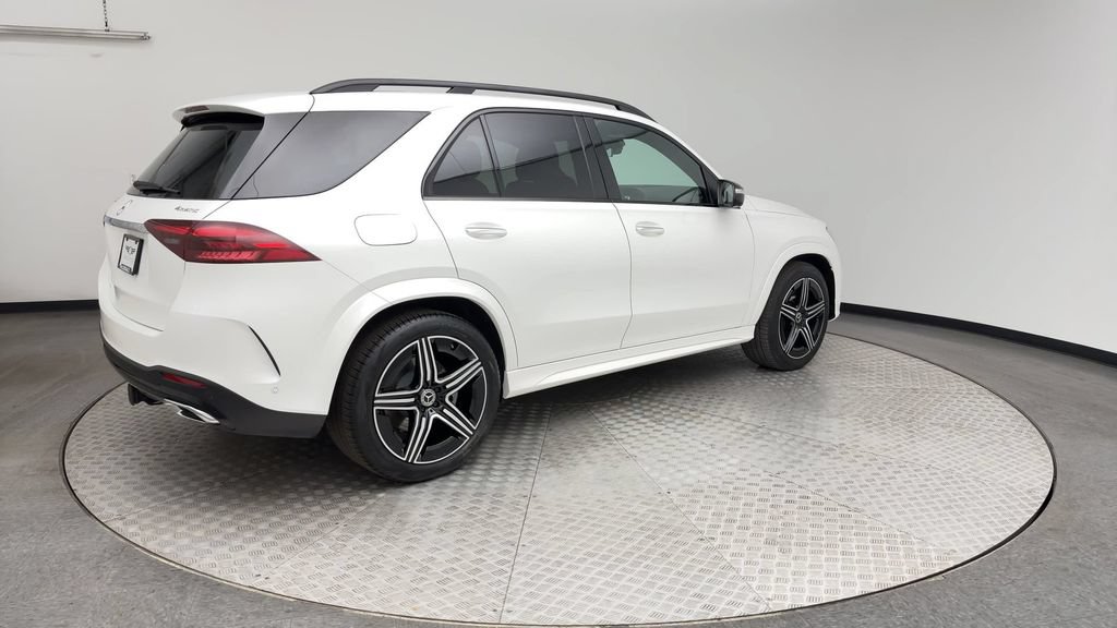 Used 2024 Mercedes-Benz GLE 450 4MATIC image 2