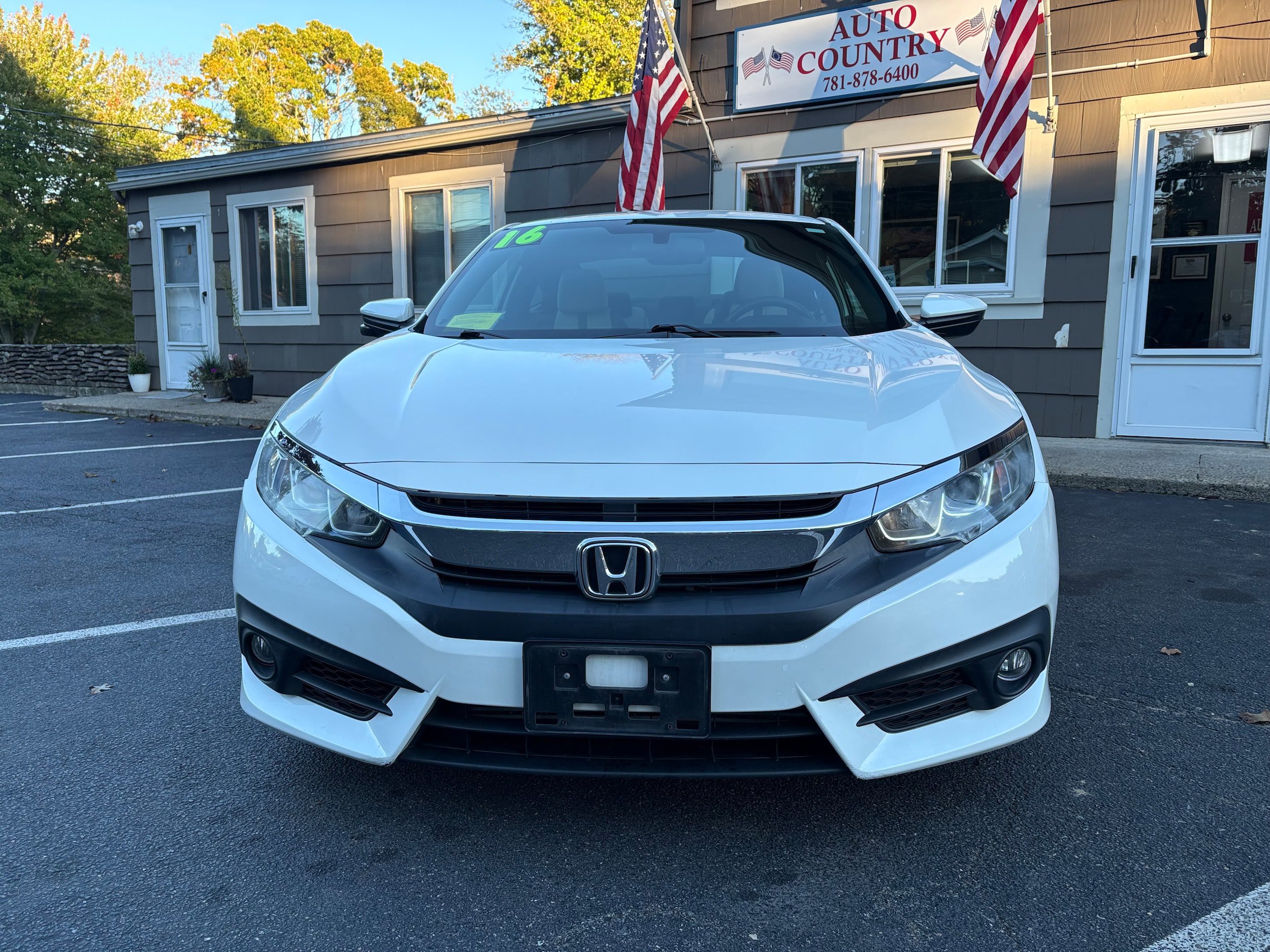Used 2016 Honda Civic EX-T image 2