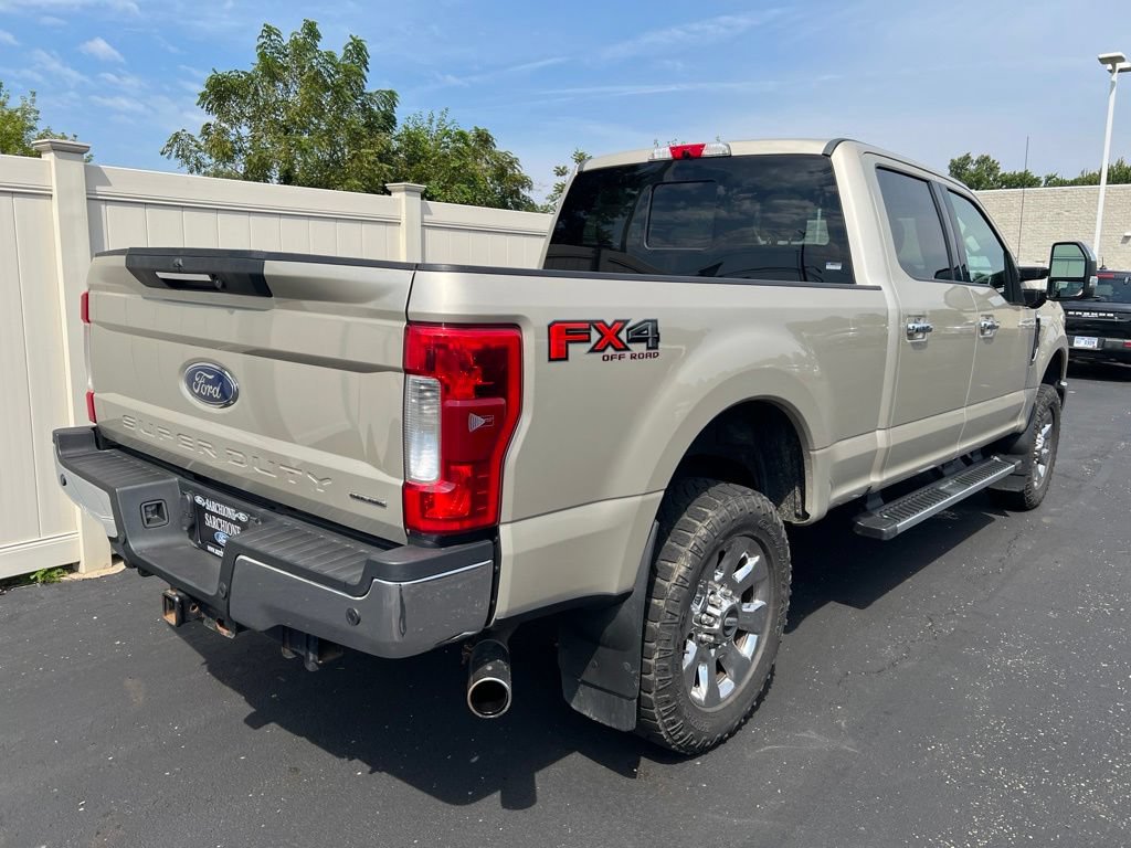 Used 2017 Ford F250 Lariat w/ Lariat Ultimate Package AWD/4WD image 3