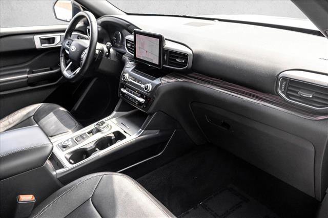 Used 2020 Ford Explorer Limited AWD/4WD image 23