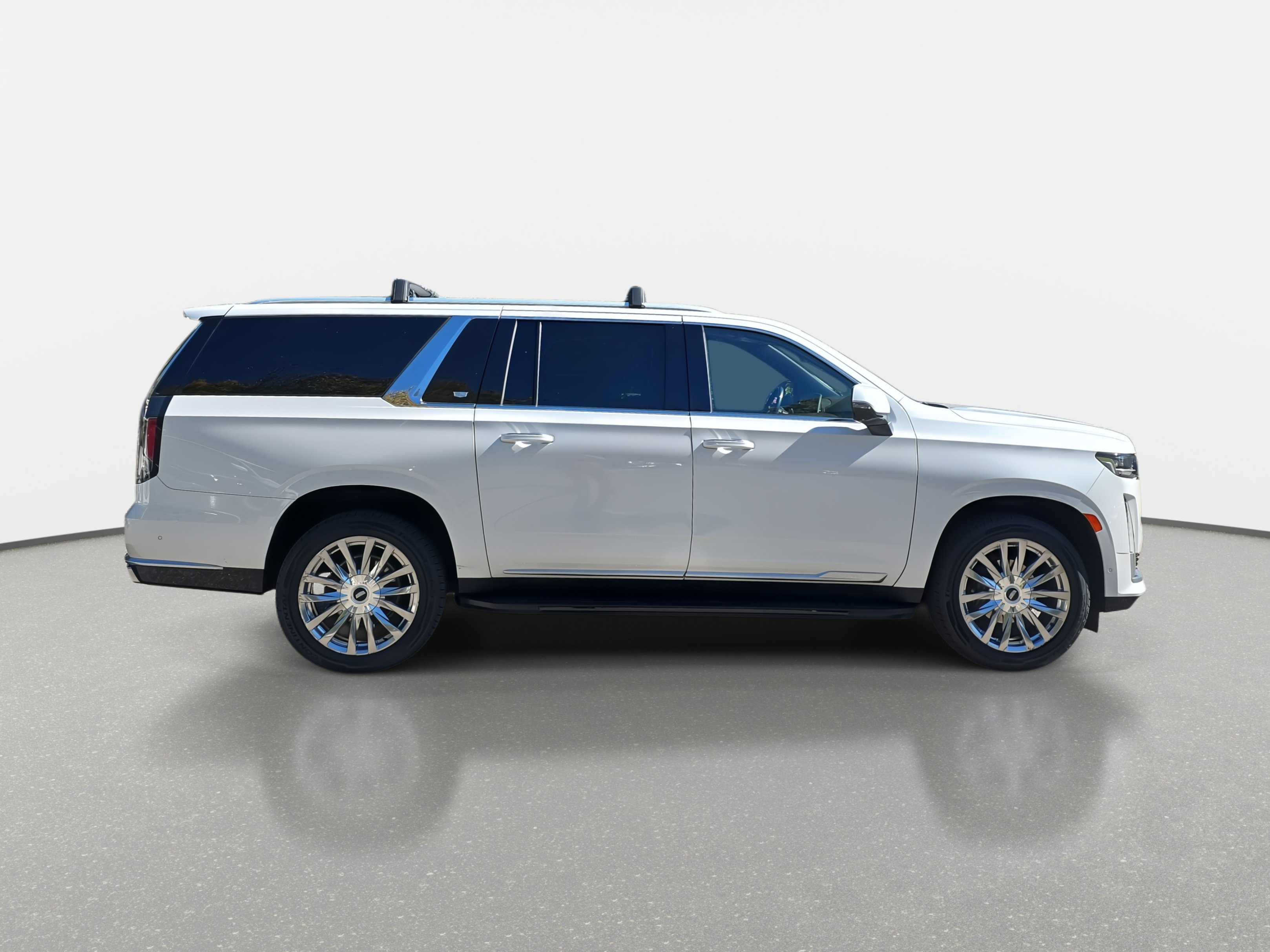 Used 2021 Cadillac Escalade ESV Premium Luxury image 4