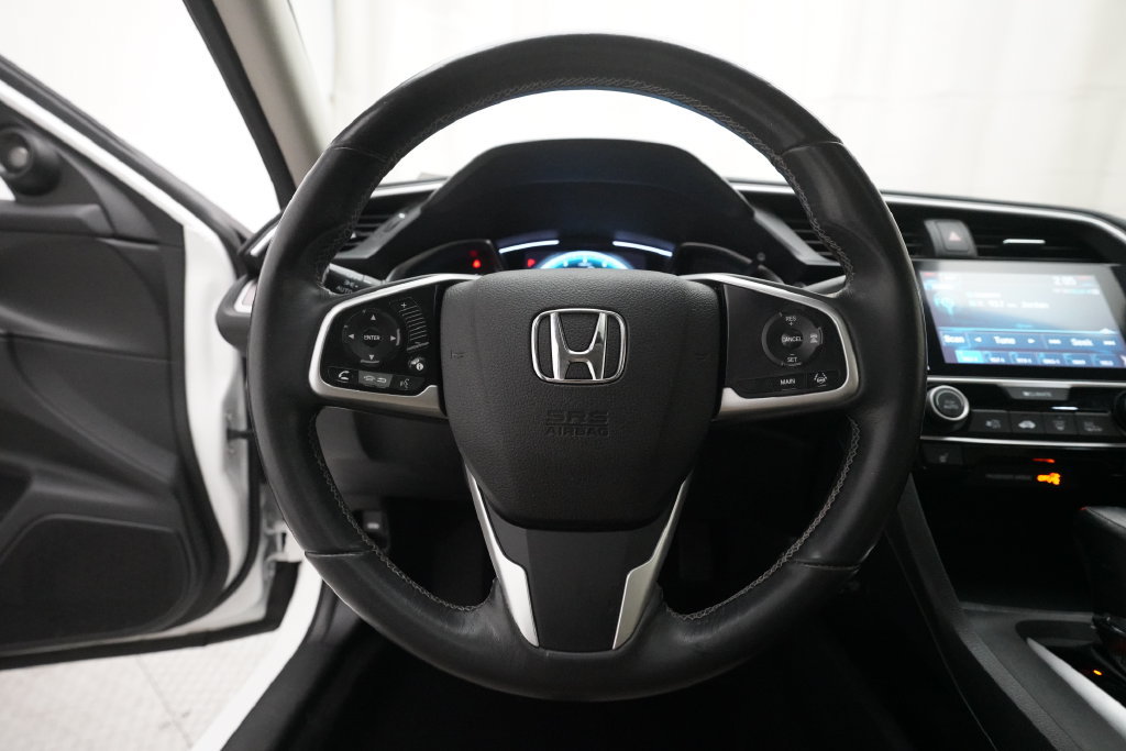 Certified 2018 Honda Civic Touring image 4