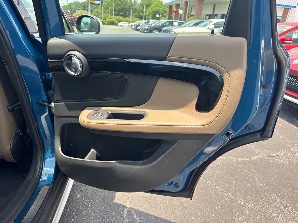 Used 2019 MINI Cooper Countryman FWD image 17