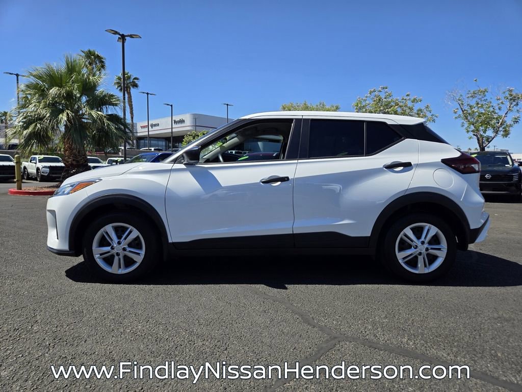Used 2025 Nissan Kicks Play S FWD video 3