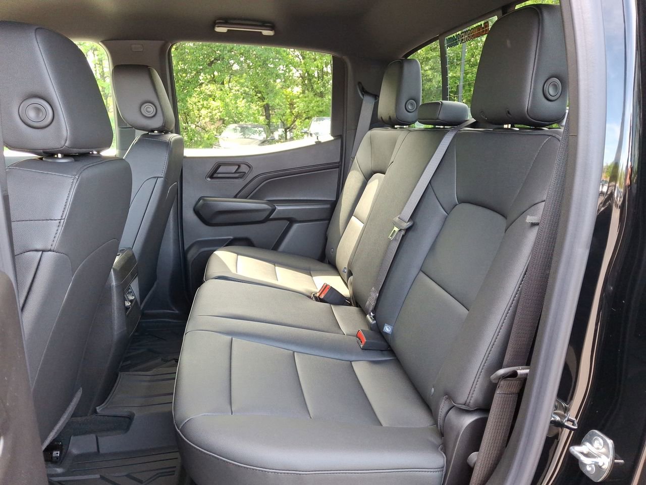 New 2026 Chevrolet Colorado Trail Boss AWD/4WD image 13