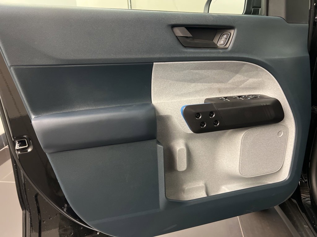 New 2025 Ford Maverick XLT w/ XLT Luxury Package image 26