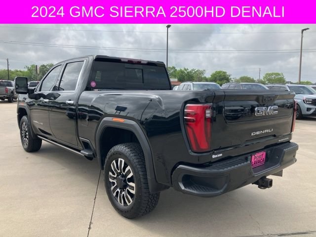 Used 2024 GMC Sierra 2500 Denali Ultimate AWD/4WD image 5
