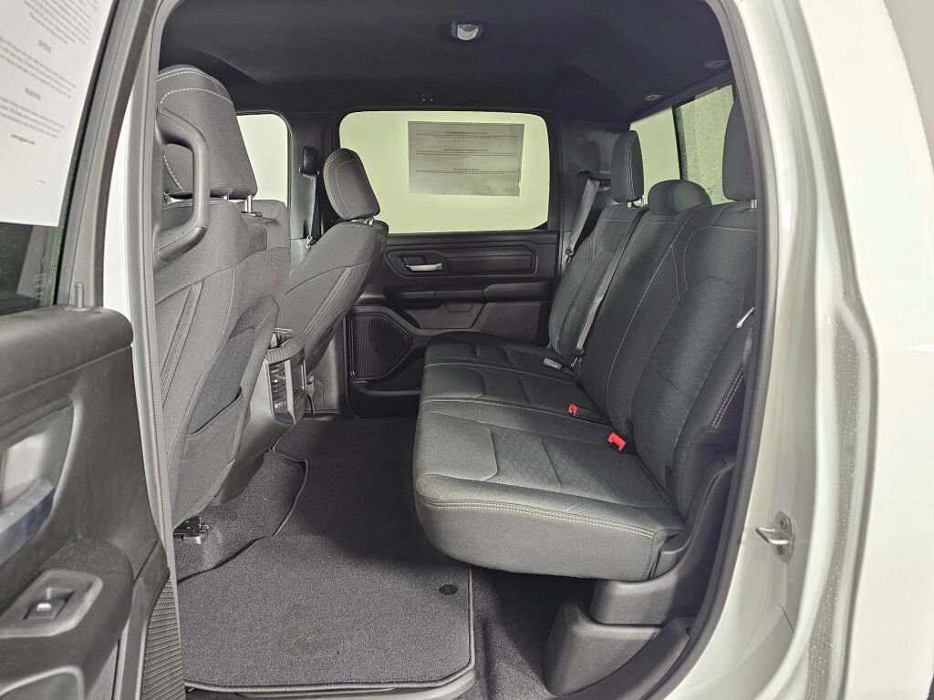 New 2026 RAM 1500 Express image 32
