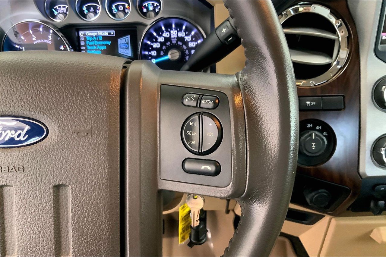 Used 2016 Ford F250 Lariat w/ Lariat Interior Package AWD/4WD image 22
