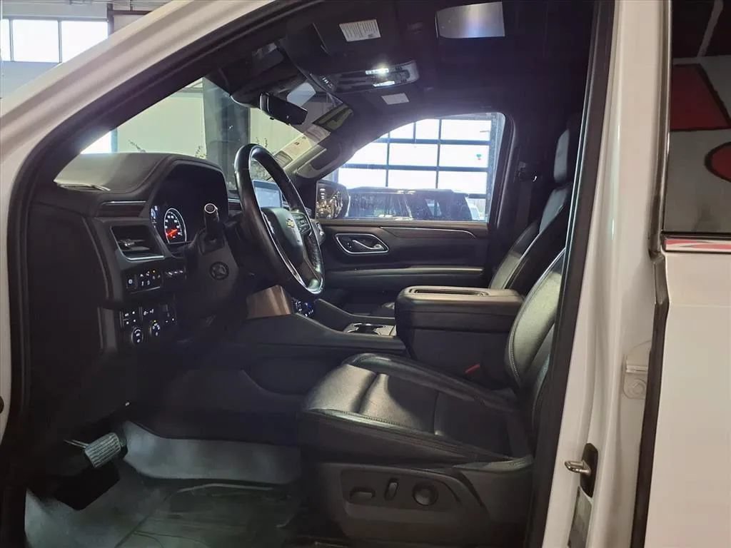 Used 2021 Chevrolet Suburban High Country AWD/4WD image 22