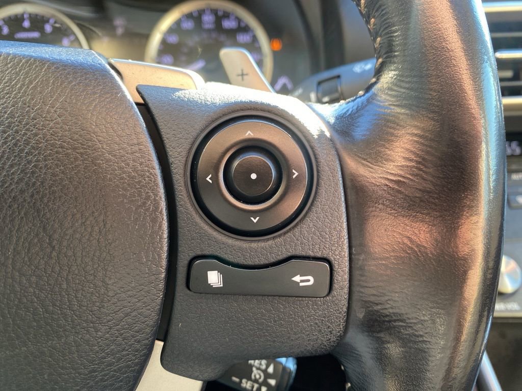 Used 2015 Lexus IS 250 AWD image 27
