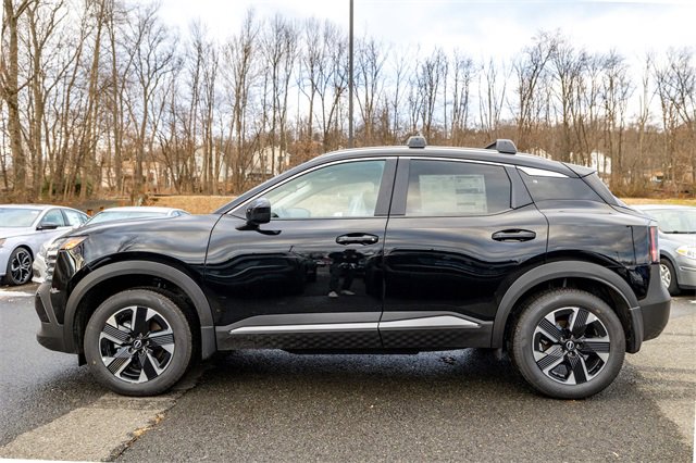 New 2026 Nissan Kicks SV w/ Charging Package image 8