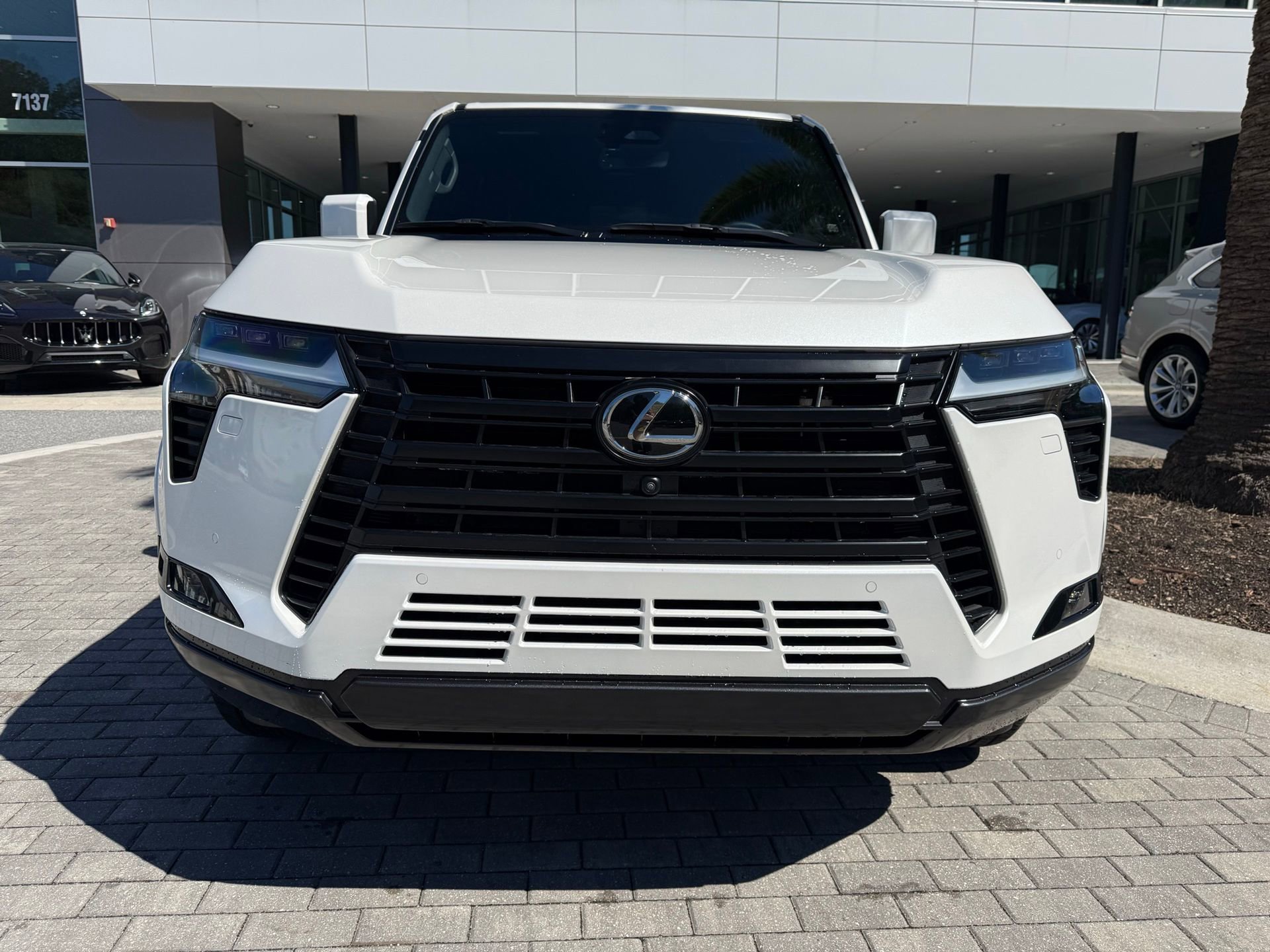 Used 2024 Lexus GX 550 550 Premium+ w/ Accessory Package (Z1) image 8