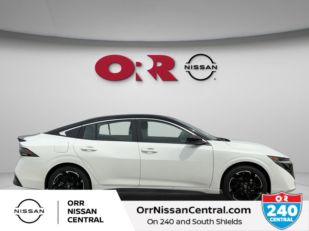 New 2026 Nissan Sentra SR w/ Floor Mat Package image 4