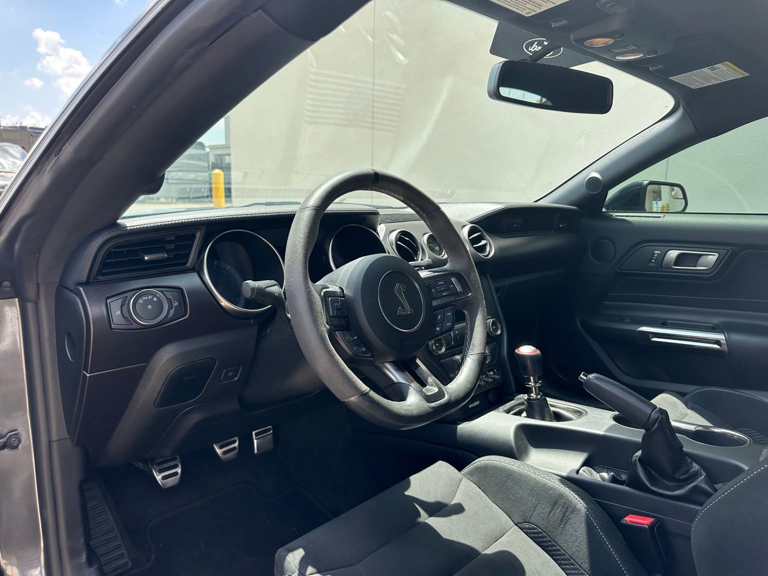 Used 2017 Ford Mustang Shelby GT350 w/ Electronics Package RWD image 10