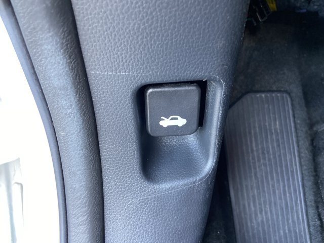 Used 2021 Honda Accord LX image 43