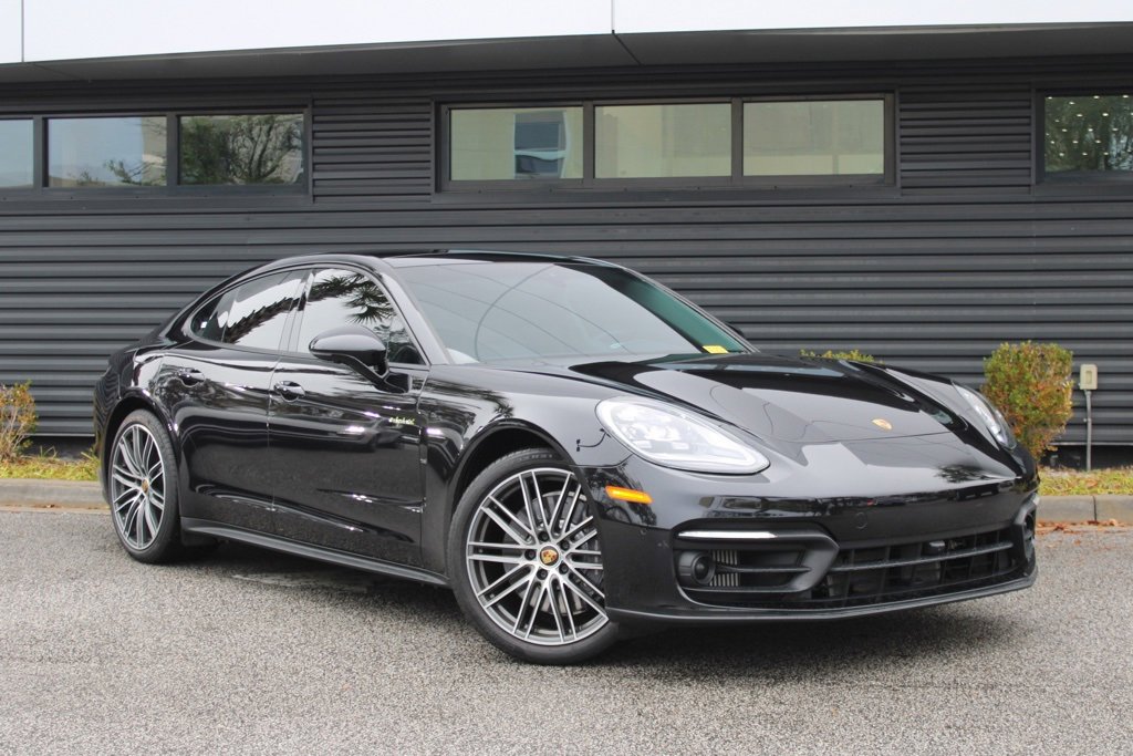 Used 2023 Porsche Panamera 4 image 9