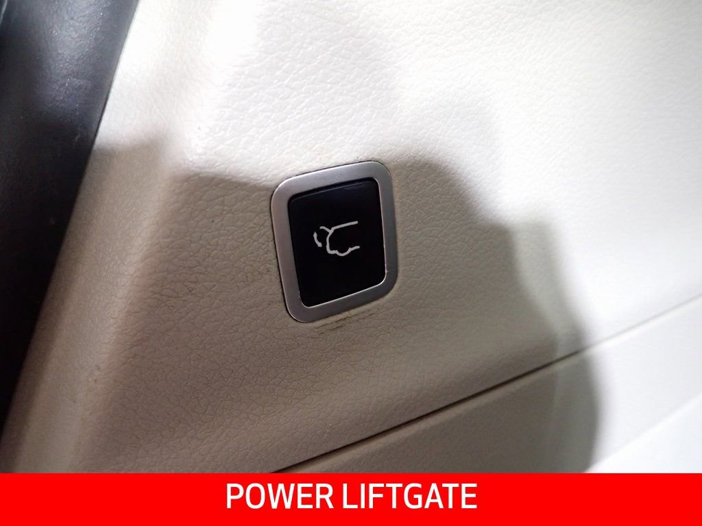 Used 2019 Chrysler Pacifica Touring-L image 4