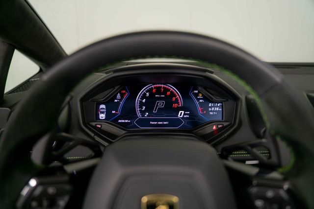 Used 2023 Lamborghini Huracan EVO AWD/4WD image 18