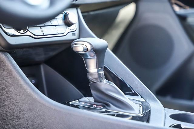 Used 2022 Kia Niro LXS w/ Digital Cluster Package image 22