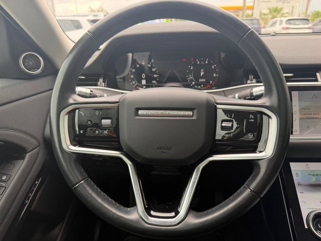 Used 2021 Land Rover Range Rover Evoque SE AWD/4WD image 17
