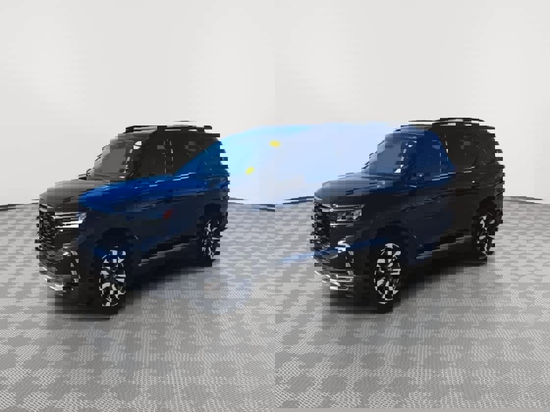 Used 2024 Honda Pilot Touring image 4