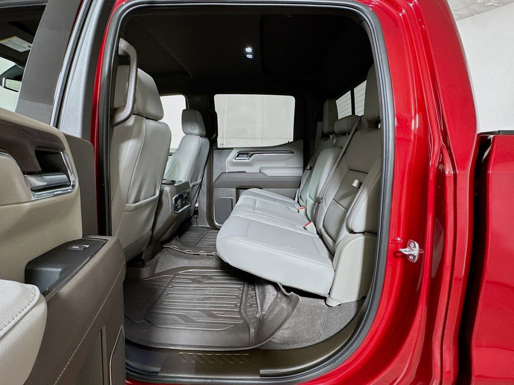 Certified 2026 GMC Sierra 1500 SLT image 44