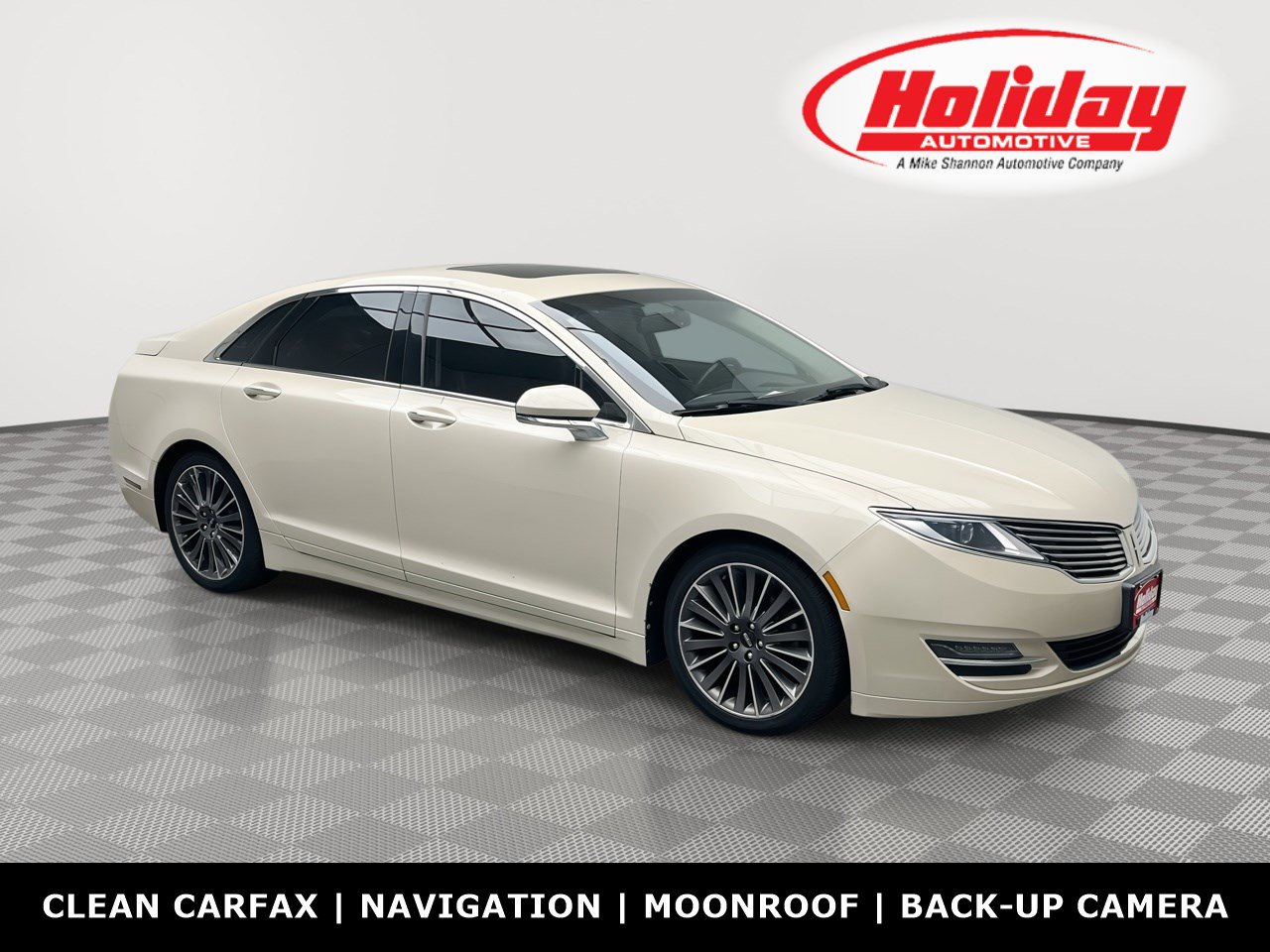 Used 2014 Lincoln MKZ image 1