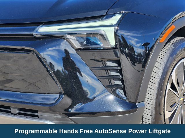 Used 2024 Chevrolet Blazer EV LT AWD/4WD image 11