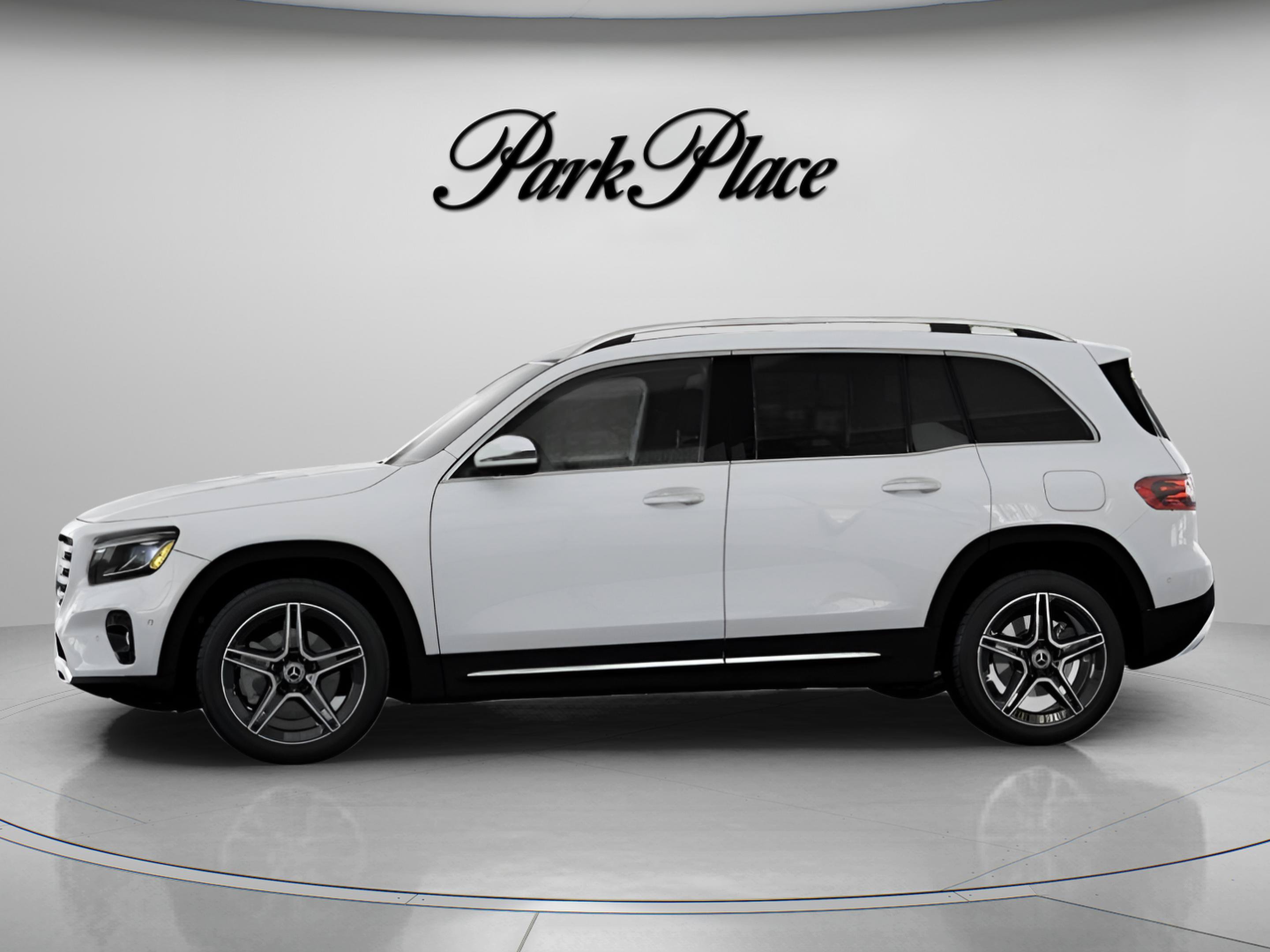 Used 2026 Mercedes-Benz GLB 250 image 6