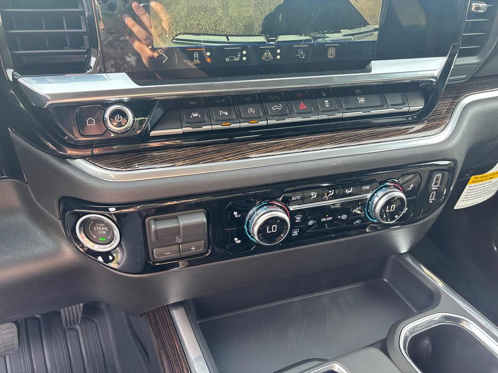 New 2026 GMC Sierra 1500 Elevation w/ Elevation Premium Package AWD/4WD image 19