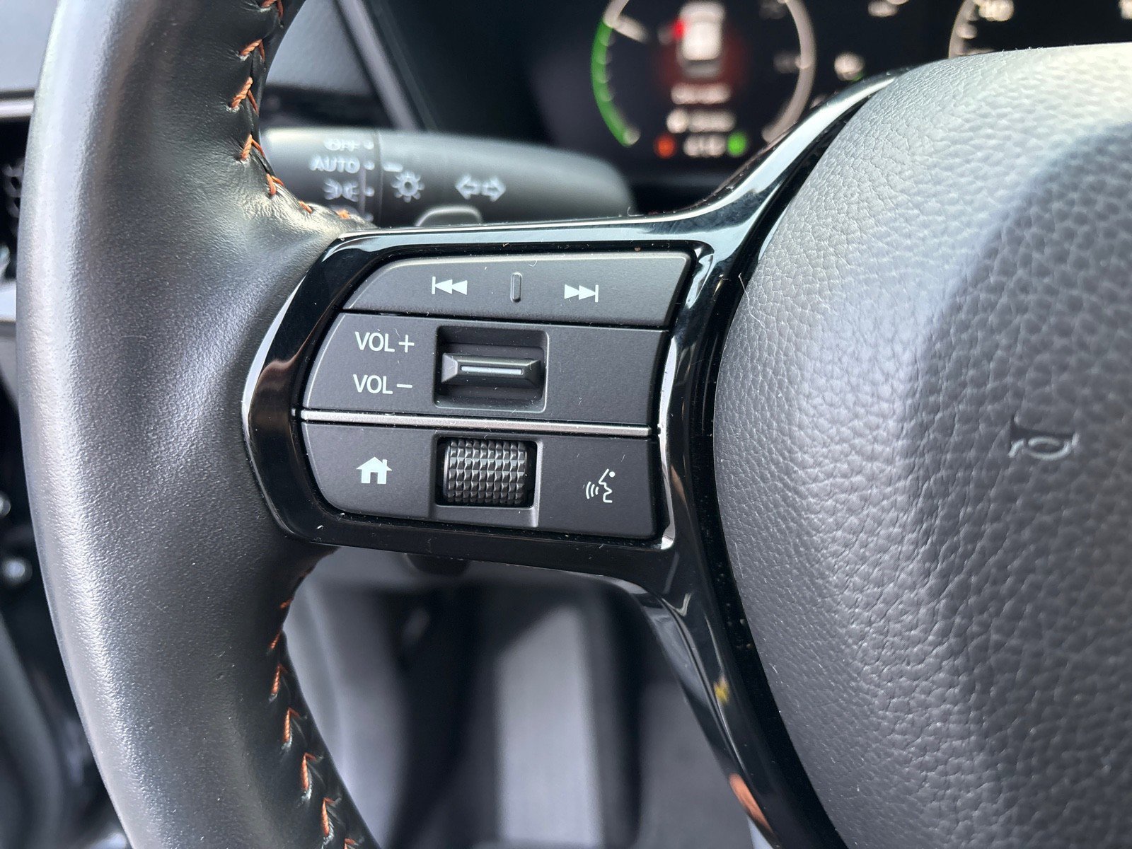 Used 2024 Honda CR-V Sport Touring image 18