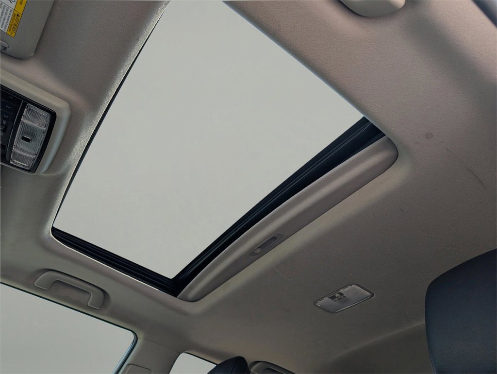 Used 2022 Toyota 4Runner SR5 Premium w/ Moonroof Package image 17