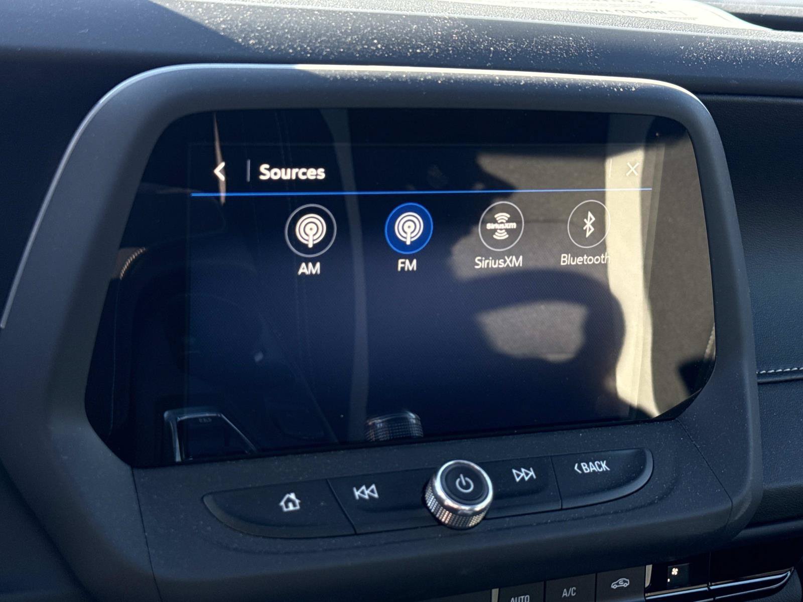 Used 2021 Chevrolet Camaro LT RWD image 5