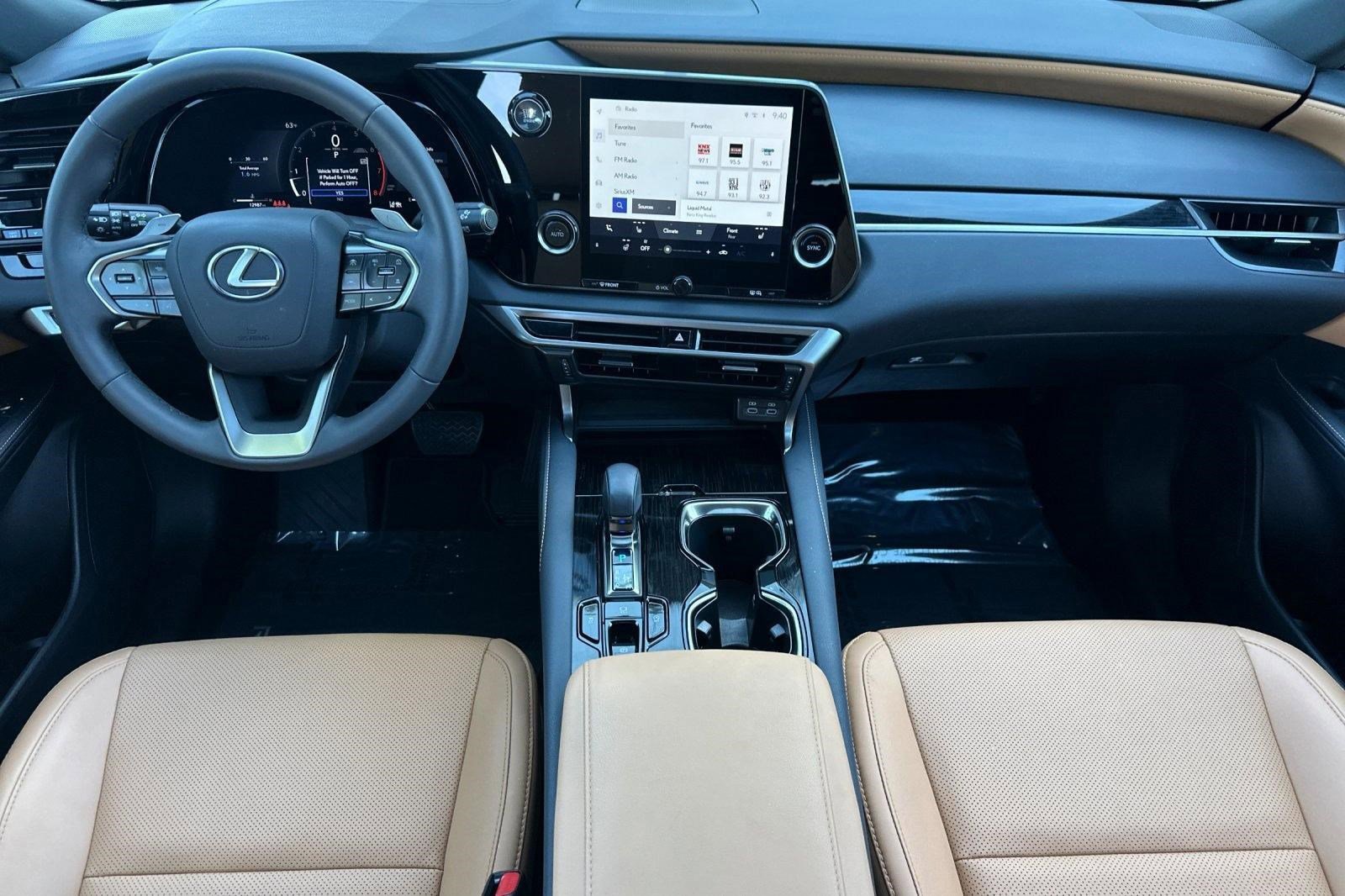 Used 2025 Lexus RX 350 FWD w/ Technology Package image 16