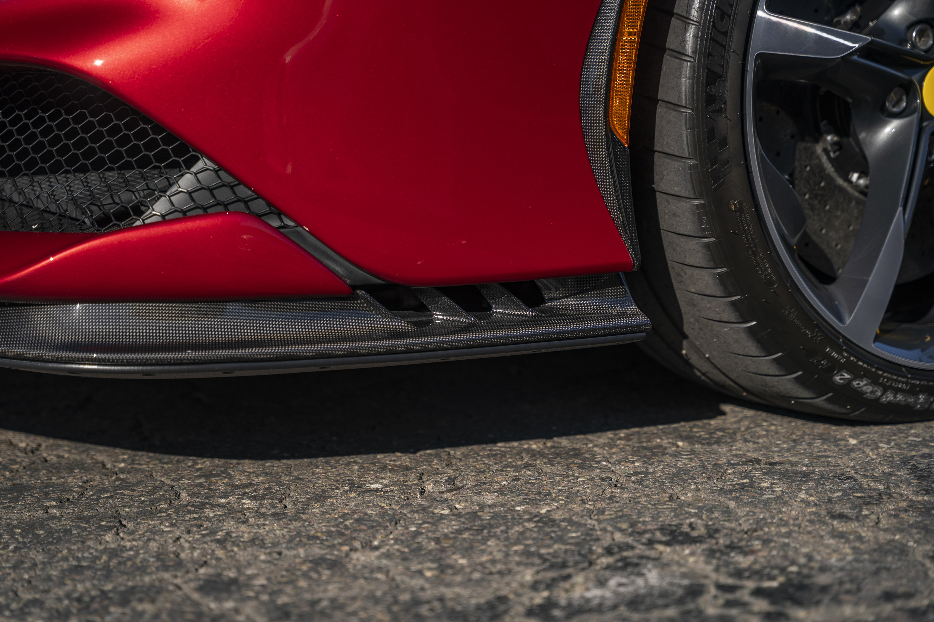 Used 2022 Ferrari SF90 Spider image 29