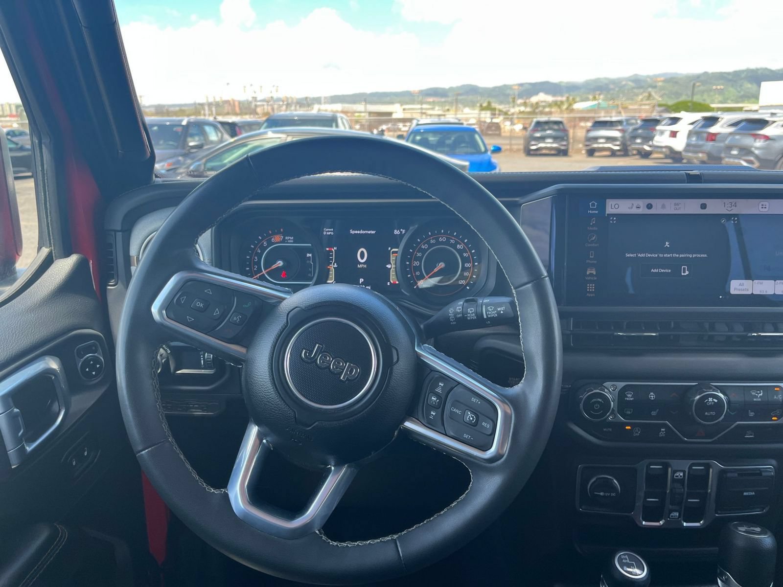 Used 2025 Jeep Wrangler Unlimited Sahara AWD/4WD image 33
