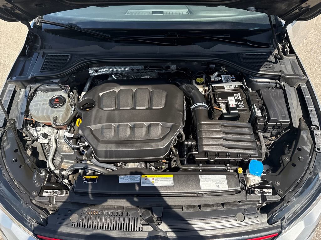 Used 2023 Volkswagen GTI SE image 11
