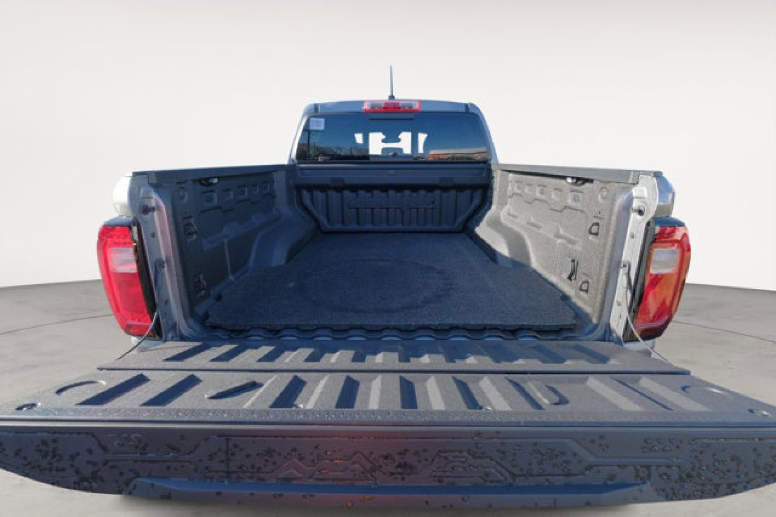 Used 2023 GMC Canyon AT4X image 15